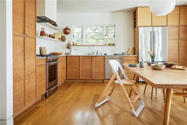 Ergobaby Evolve 3-in-1 Hochstuhl Natural Wood 2 Ergobaby Evolve 3-in-1 Hochstuhl Natural Wood – Bild 2